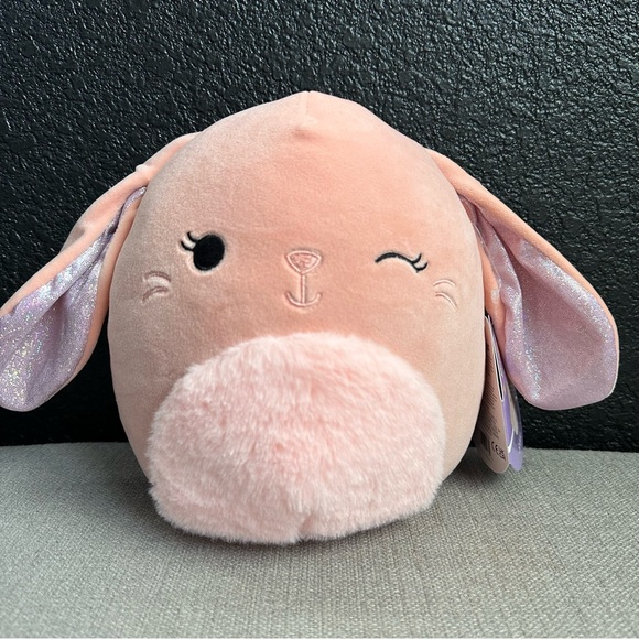 8โ ๐ฐ Satine the Easter Bunny ๐ฃ Squishmallow NWT - Picture 3 of 7